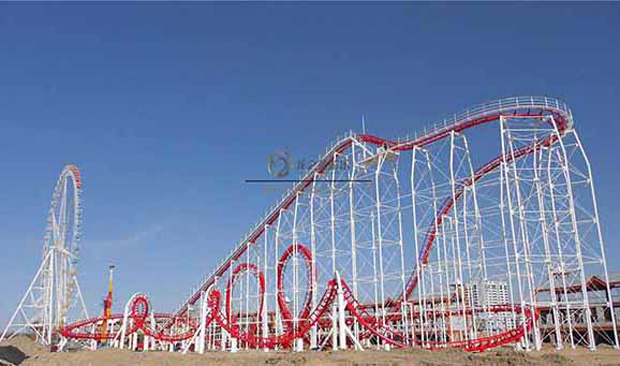 游樂設(shè)備瘋狂過山車